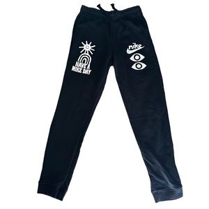✨ Nike Kids HBR Statement Fleece Pants ✨